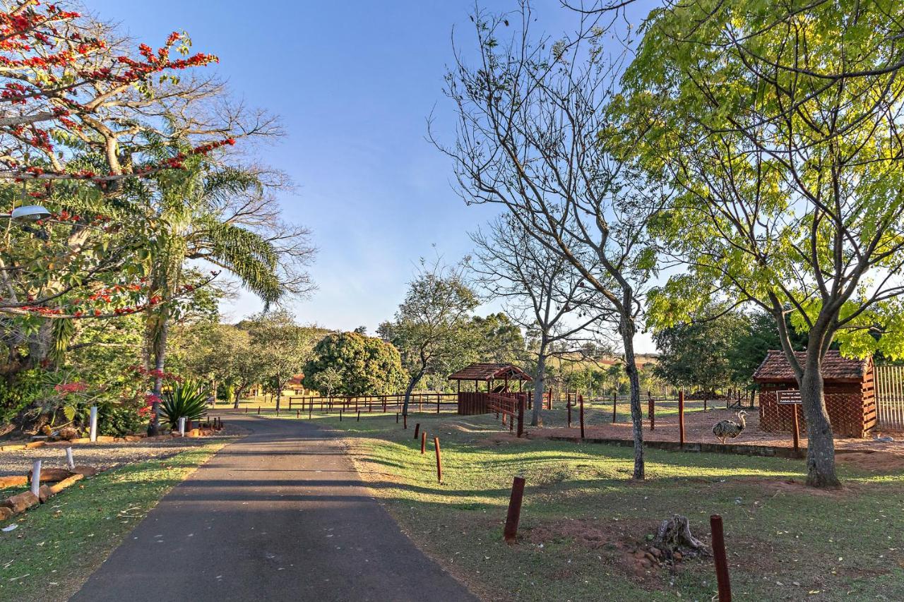 Hotel Fazenda Jacauna Brotas Exteriör bild